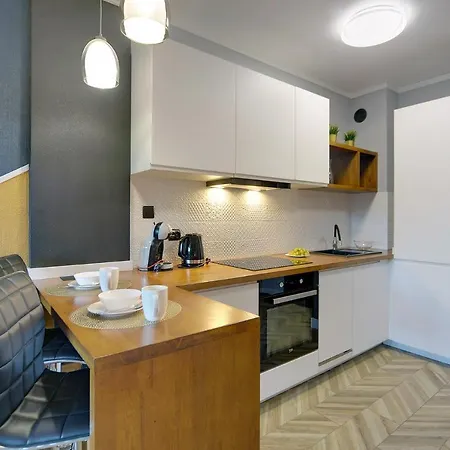 Stylowe I Klimatyczne Sun Seasons 24 W Karpaczu By Renters * Карпач