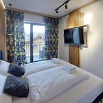 Stylowe I Klimatyczne Sun Seasons 24 W Karpaczu By Renters Apartment