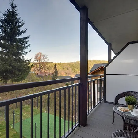 Apartment Stylowe I Klimatyczne Sun Seasons 24 W Karpaczu By Renters *